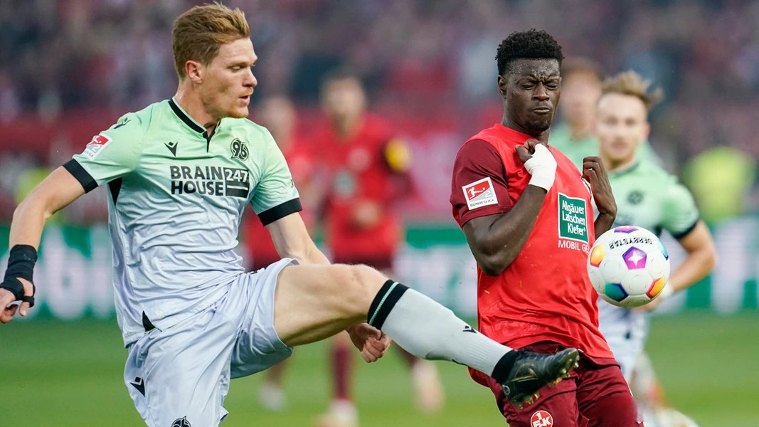 沃特福德中场传射破门，帮助球队夺得宝贵三分