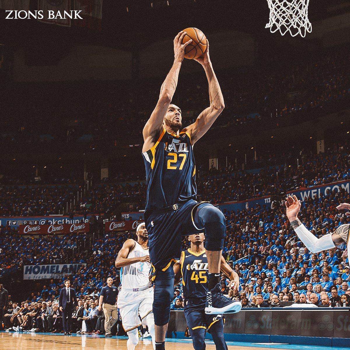 雄鹿绝杀山东队，乔治状态火热