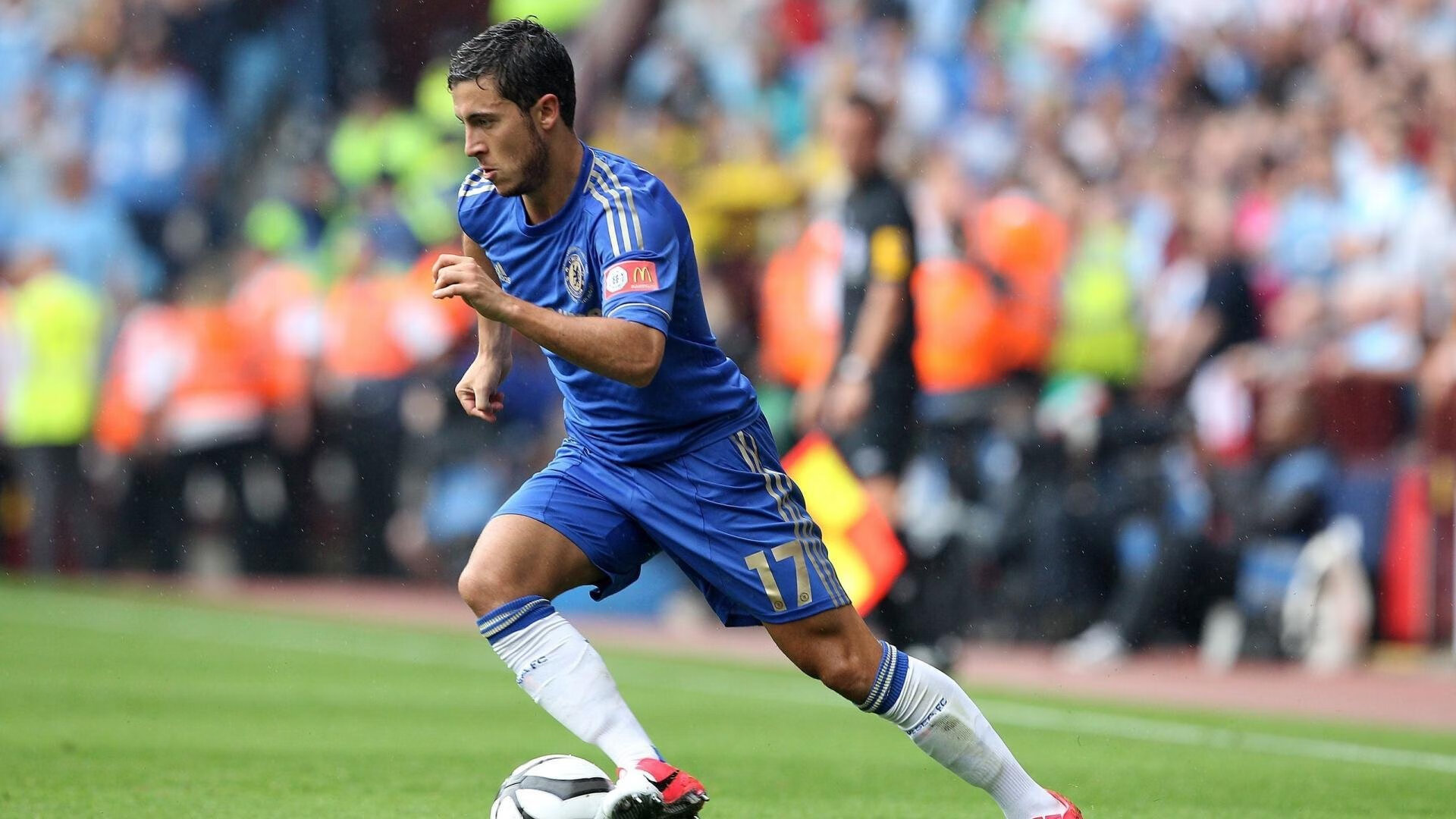 当钢铁洪流遭遇银黑军团，戈贝尔的硬仗，辽宁与马刺的镜像对决